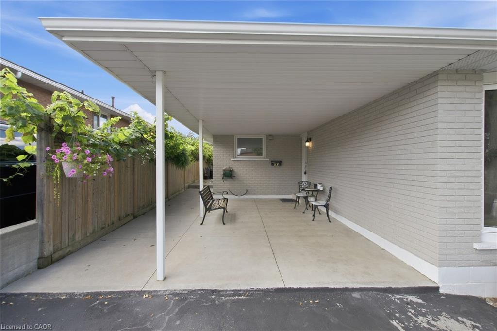 58 Tindale Court Property Photo 2