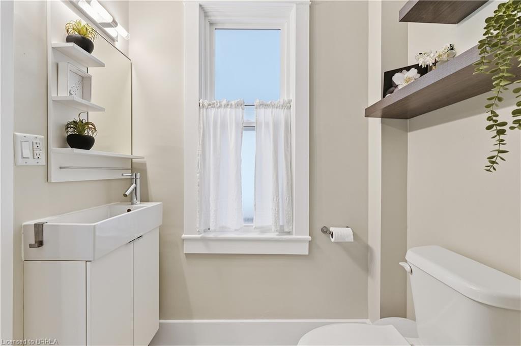 87 Strathcona Avenue Property Photo 19