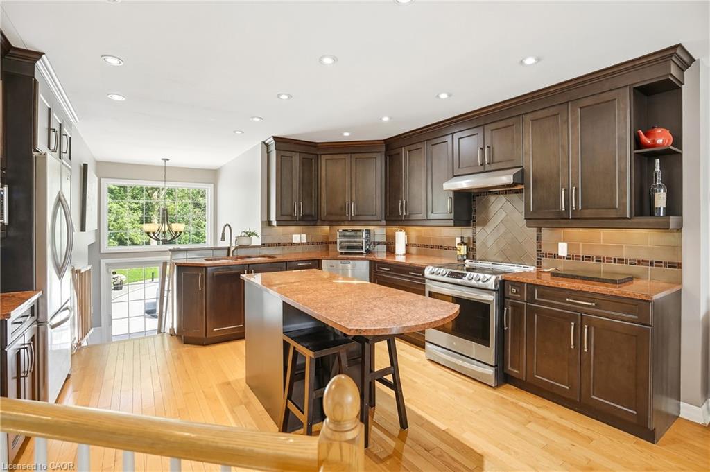 310 Aqueduct Street Property Photo 13