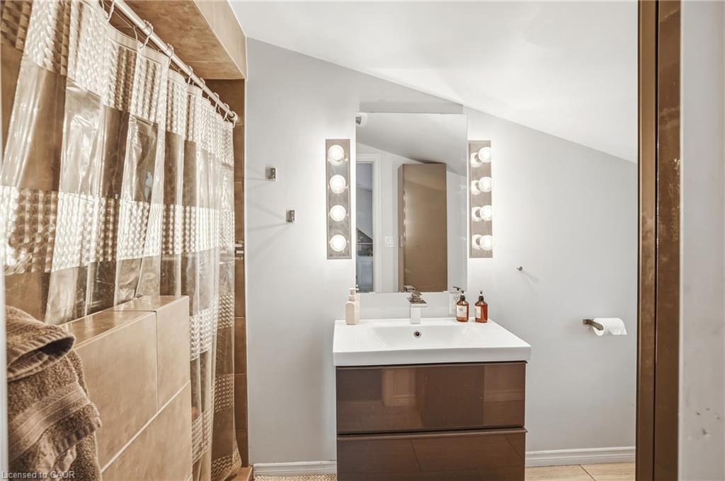 310 Aqueduct Street Property Photo 47