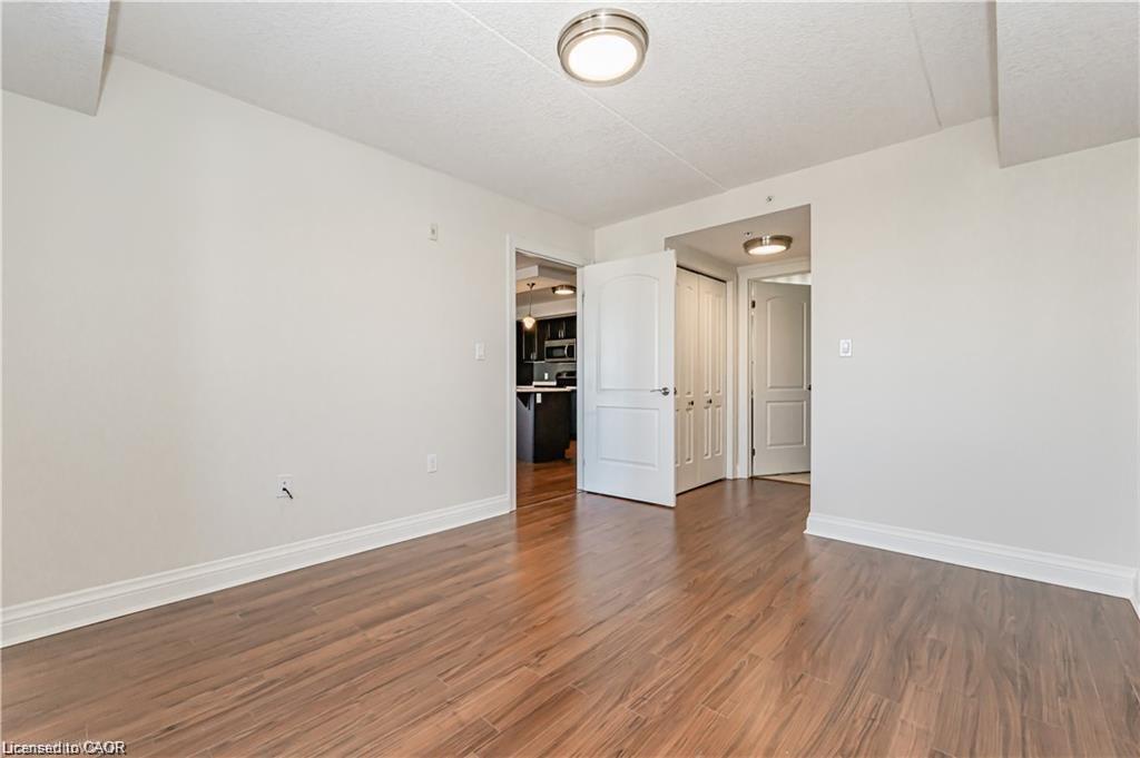 711-776 Laurelwood Drive Property Photo 12