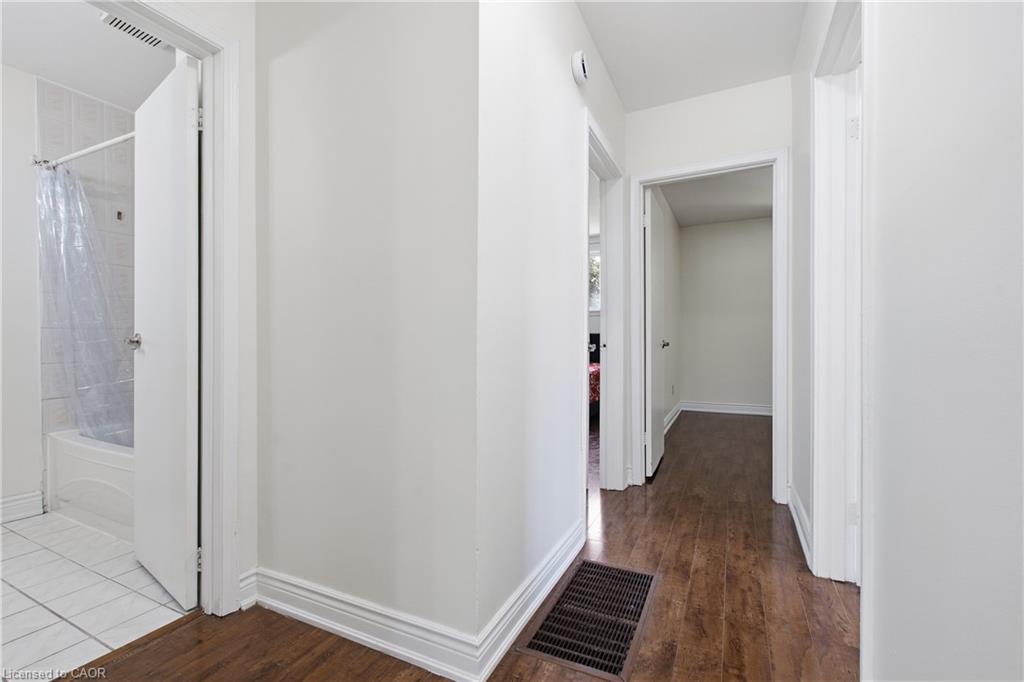 14 Avondale Boulevard Property Photo 15