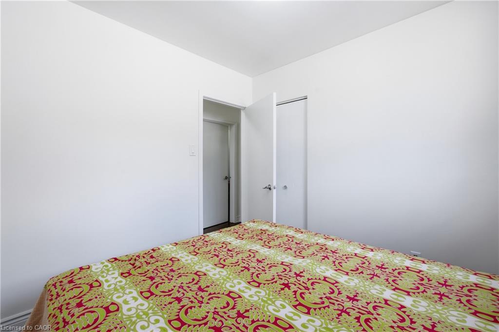 14 Avondale Boulevard Property Photo 20