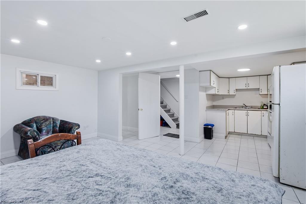 14 Avondale Boulevard Property Photo 32
