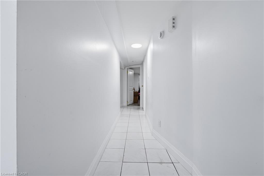 14 Avondale Boulevard Property Photo 35