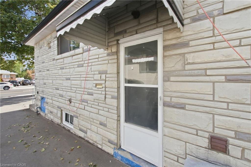 14 Avondale Boulevard Property Photo 44
