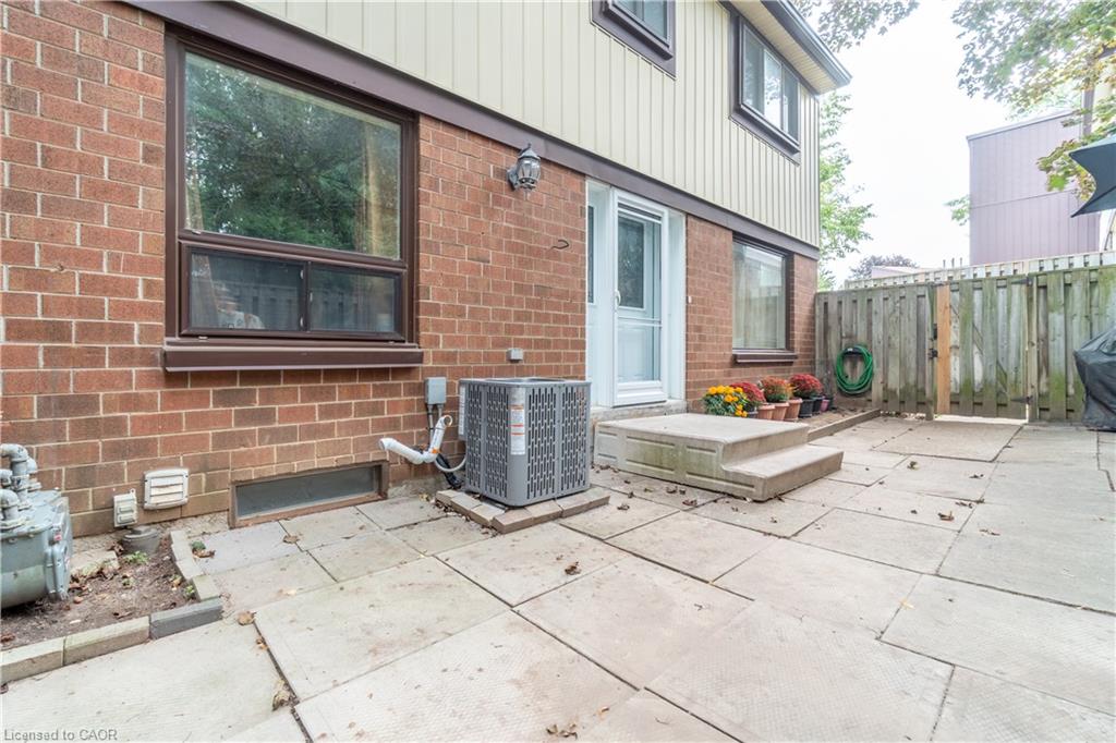 121-45 Marksam Road Property Photo 4