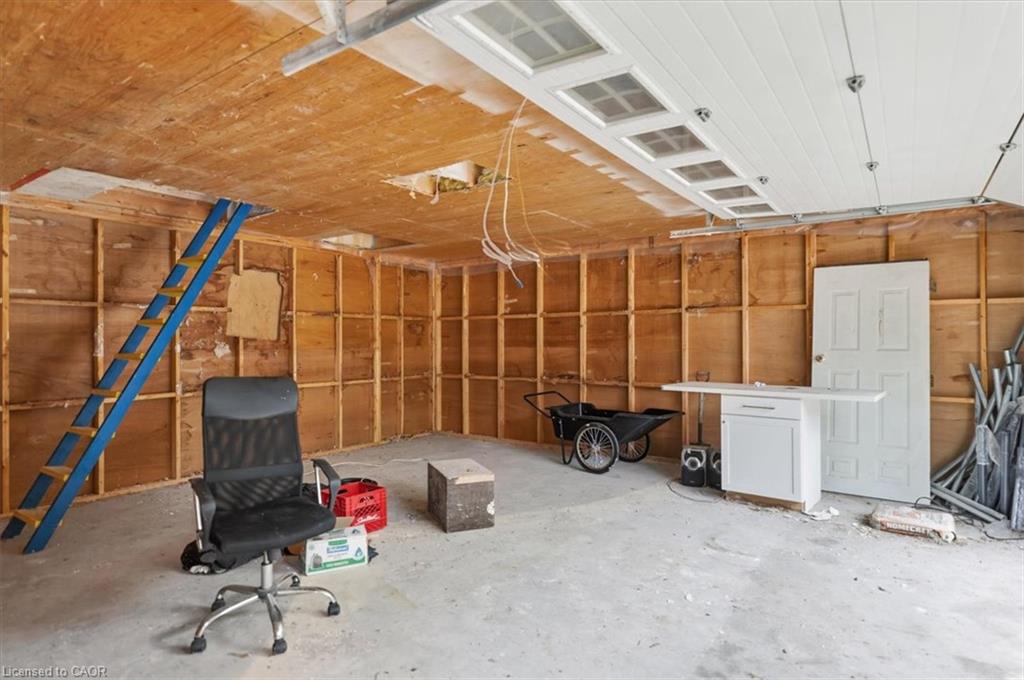 21626 Highway 48 Property Photo 20