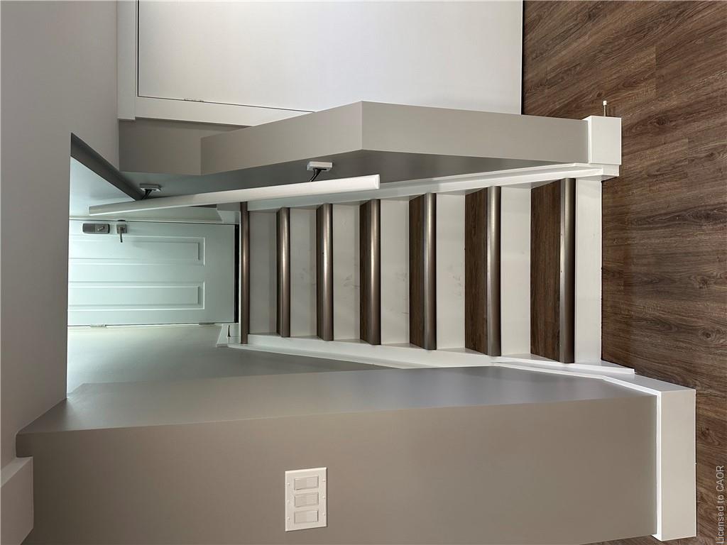 2-342 Rosedale Avenue Property Photo 4