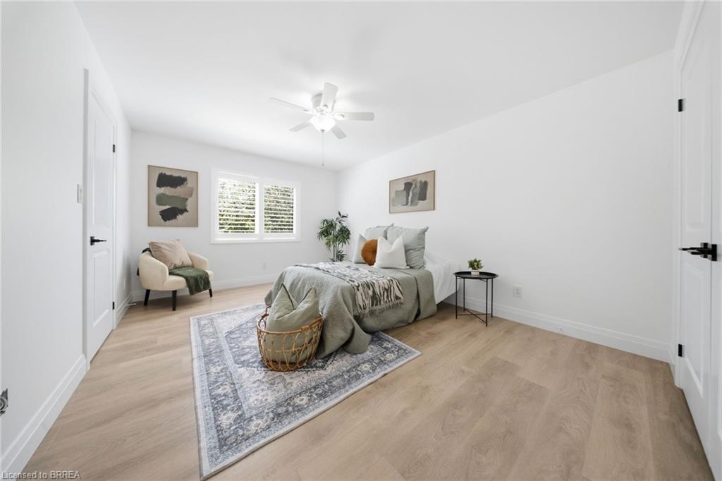21 Sandy Row Property Photo 12