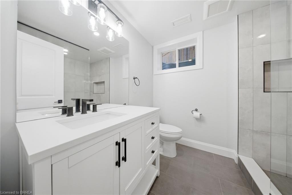 21 Sandy Row Property Photo 19