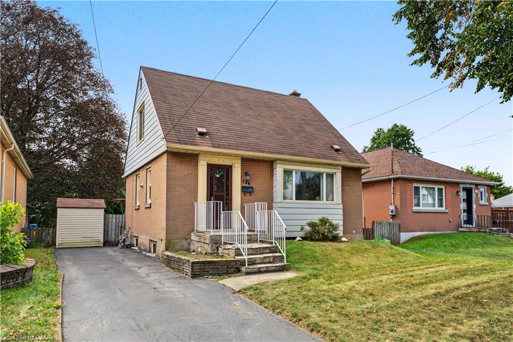 794 Brucedale Avenue E Property Photo 2