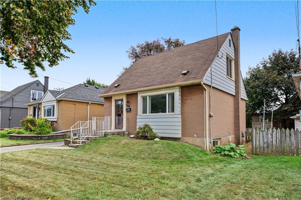 794 Brucedale Avenue E Property Photo 3