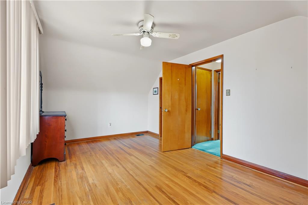 794 Brucedale Avenue E Property Photo 20