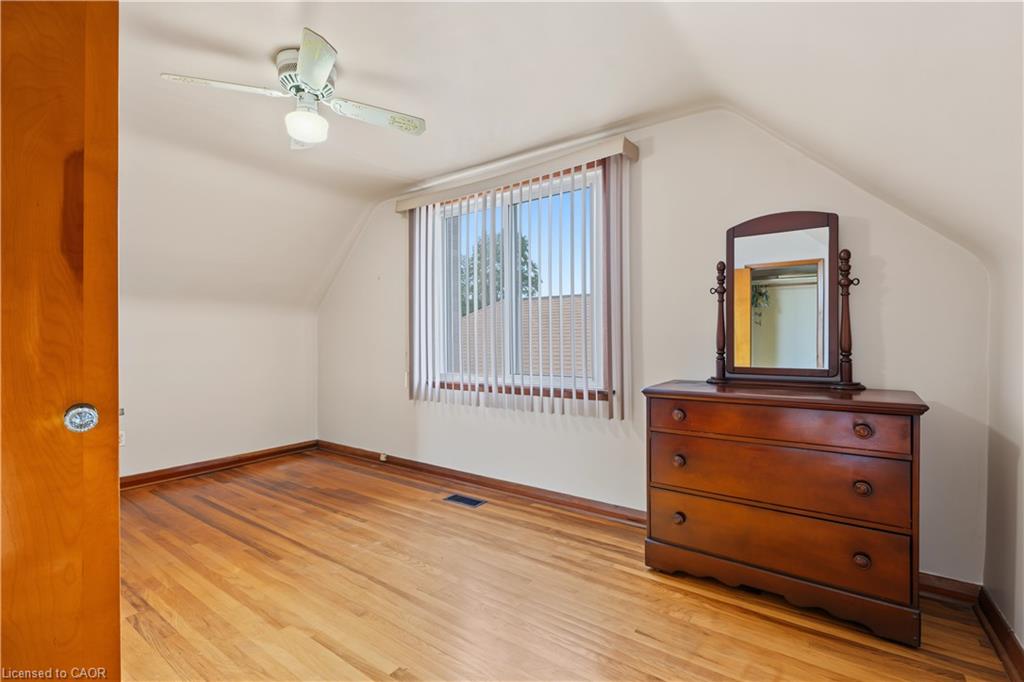 794 Brucedale Avenue E Property Photo 21