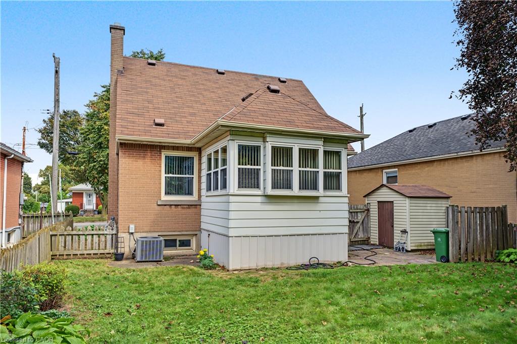 794 Brucedale Avenue E Property Photo 30