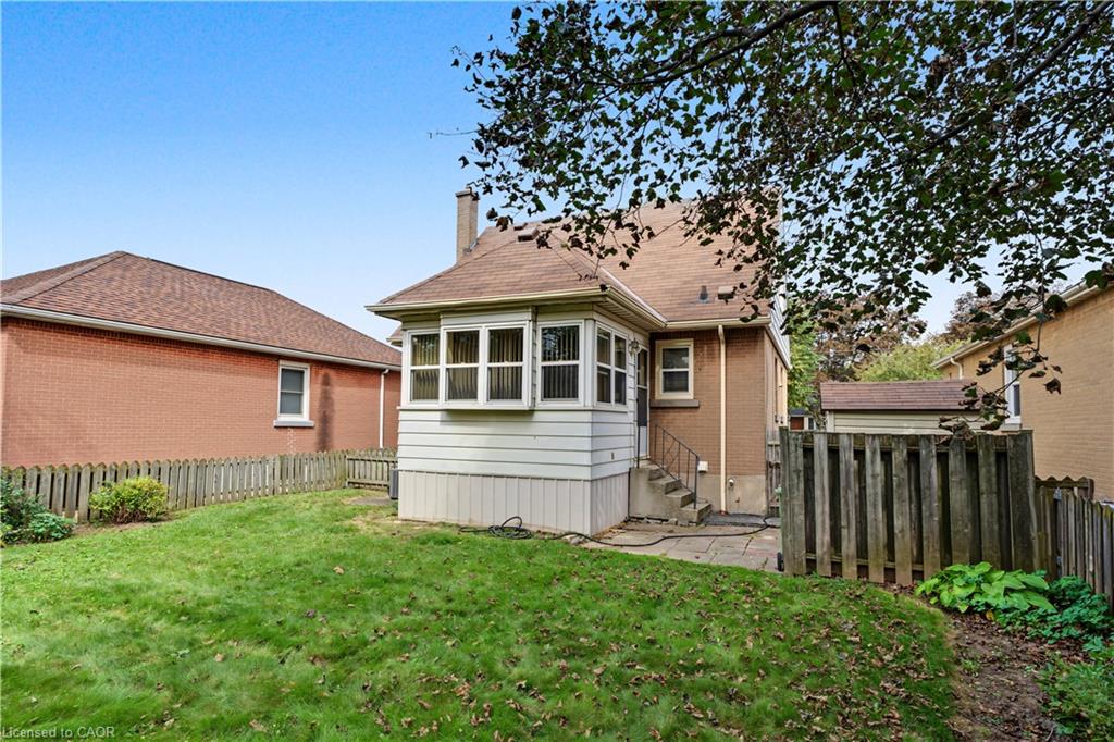 794 Brucedale Avenue E Property Photo 31