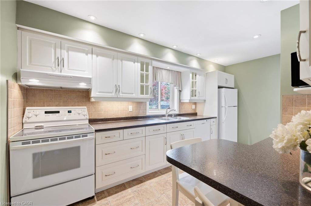 235 Blucher Street Property Photo 18