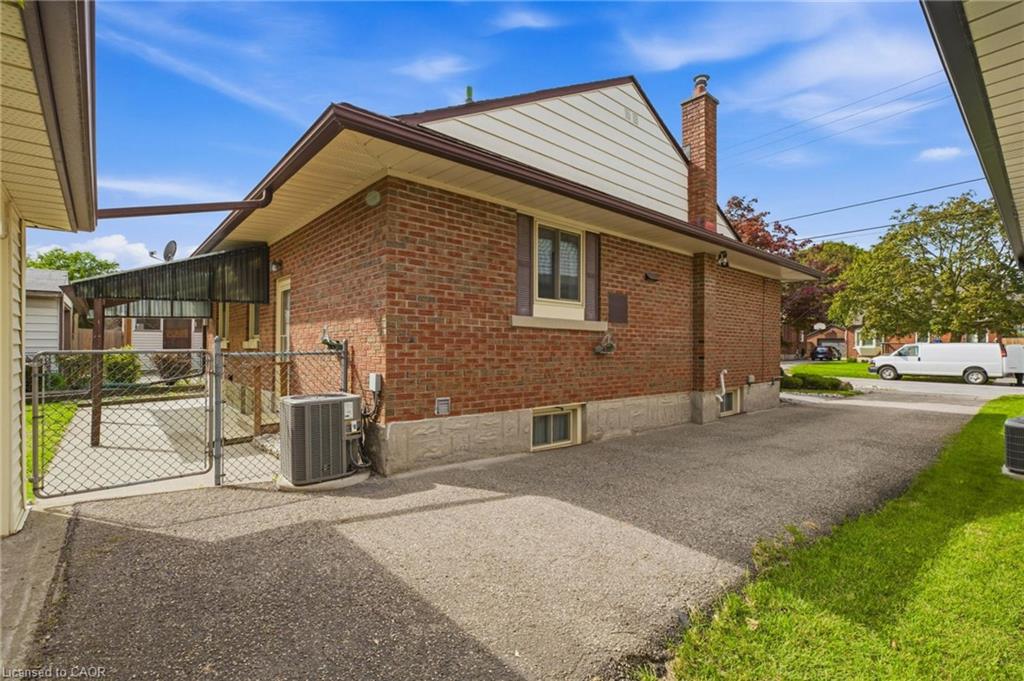 235 Blucher Street Property Photo 40