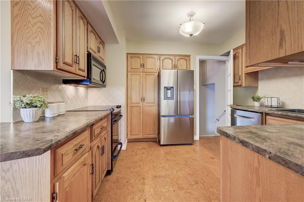 54 Fairlawn Road Property Photo 13