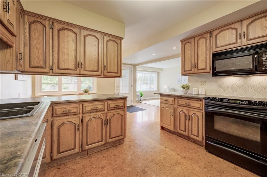 54 Fairlawn Road Property Photo 14