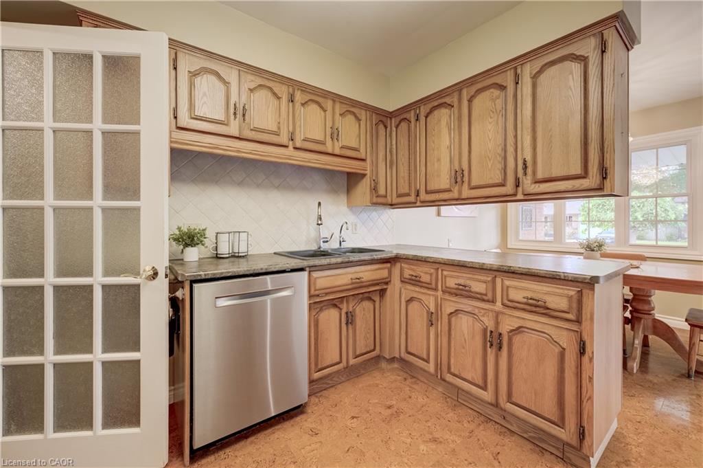 54 Fairlawn Road Property Photo 15
