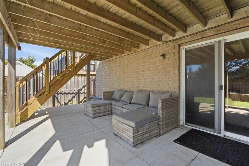 139 Stoneglen Way Property Photo 37