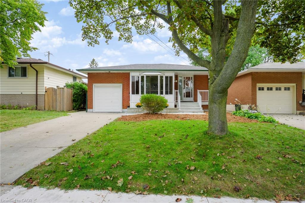 15 Clearwater Drive Property Photo 2