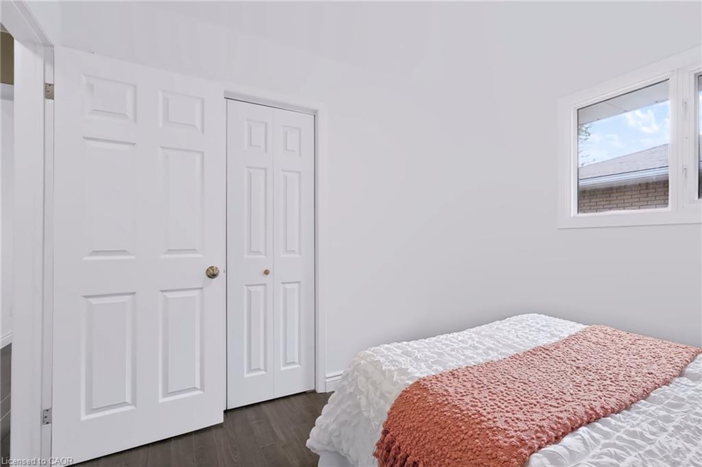 15 Clearwater Drive Property Photo 18