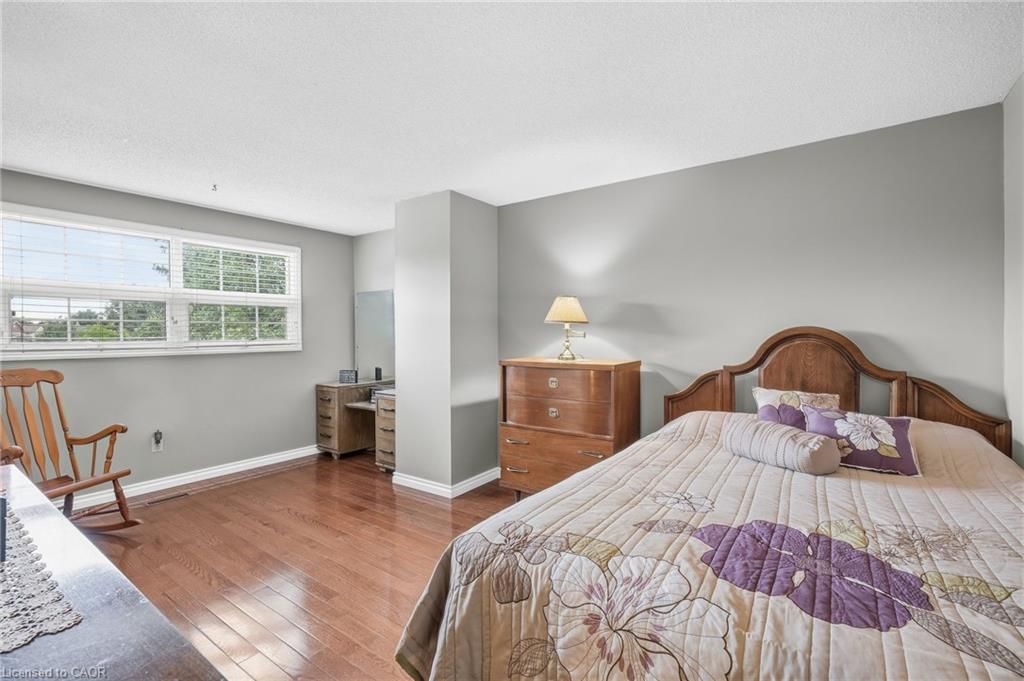 607 Clover Park Crescent Property Photo 25