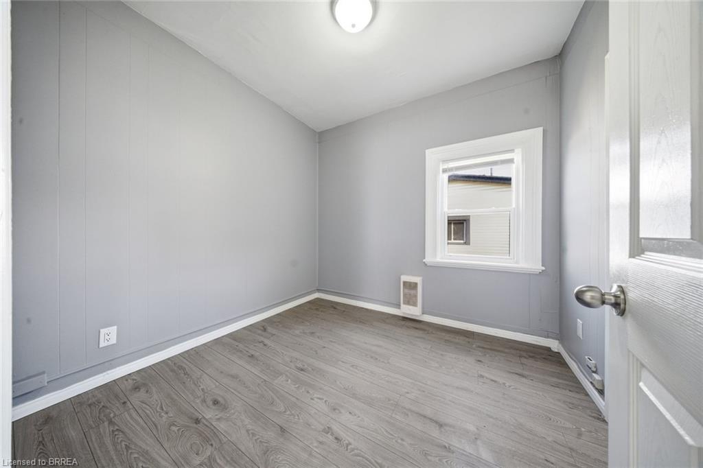 103 Queen Street Property Photo 13