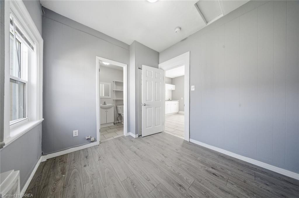 103 Queen Street Property Photo 15