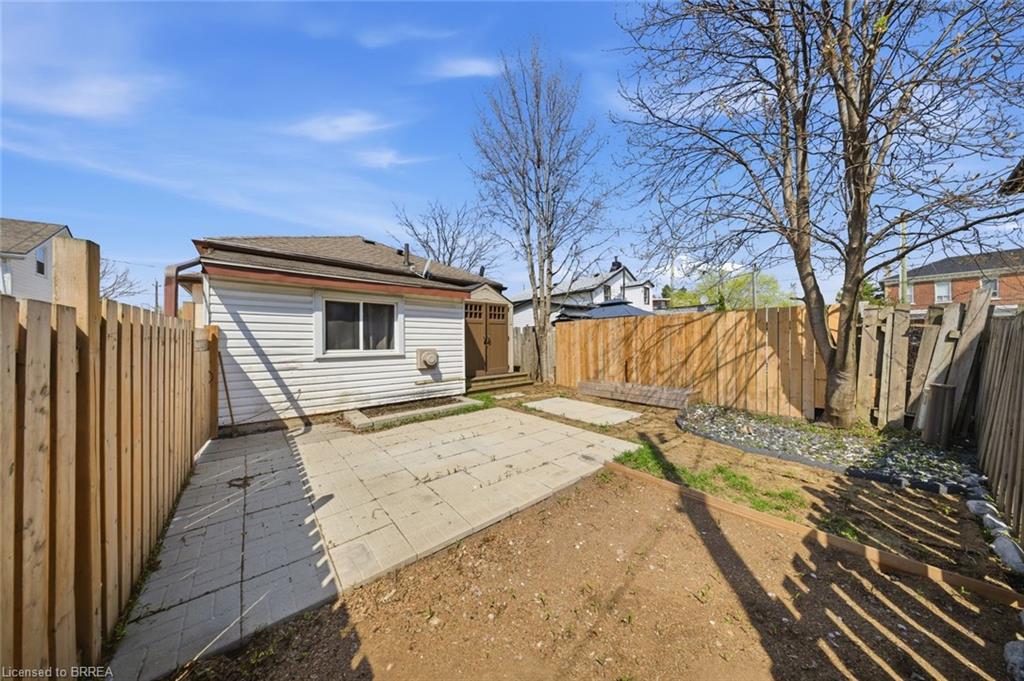 103 Queen Street Property Photo 22