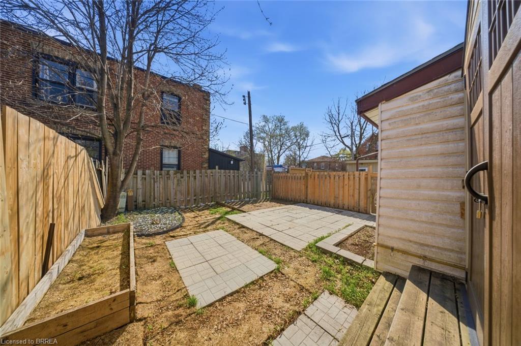 103 Queen Street Property Photo 25
