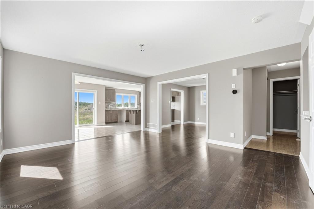 325 Sweetclover Way Property Photo 8