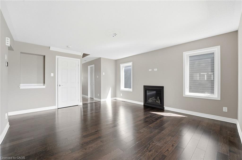 325 Sweetclover Way Property Photo 10