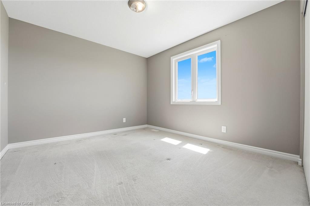 325 Sweetclover Way Property Photo 26