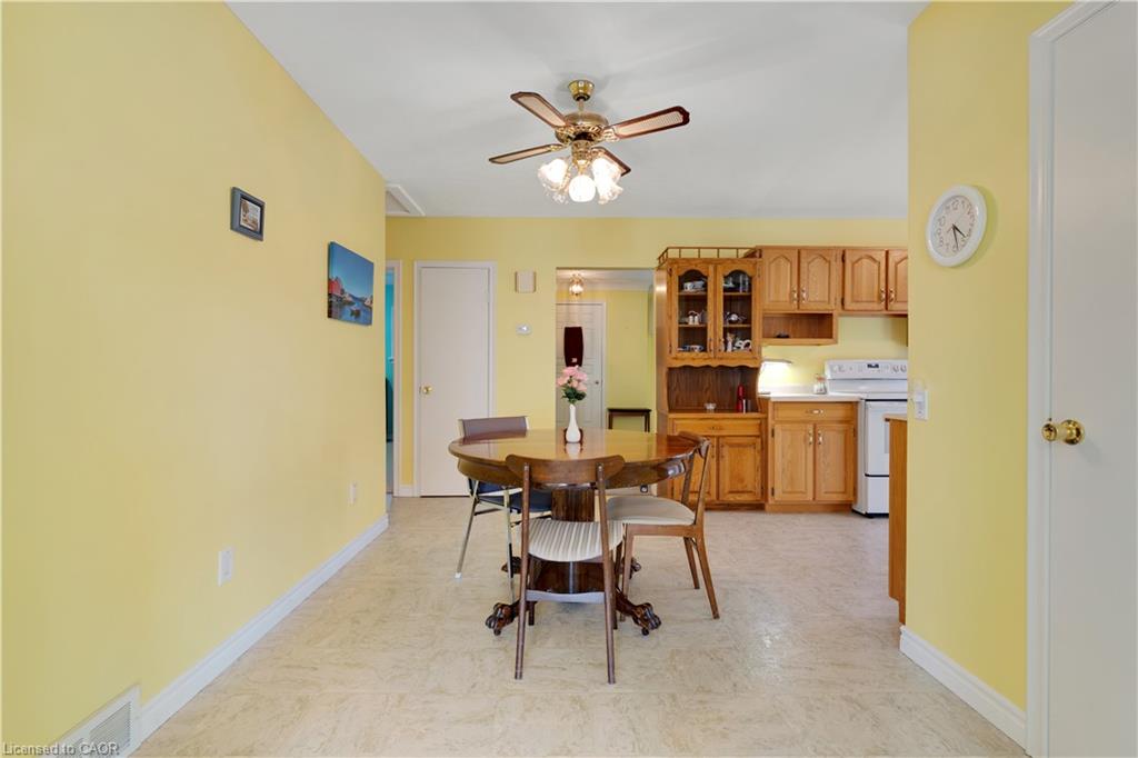 297 Wilson Avenue Property Photo 9