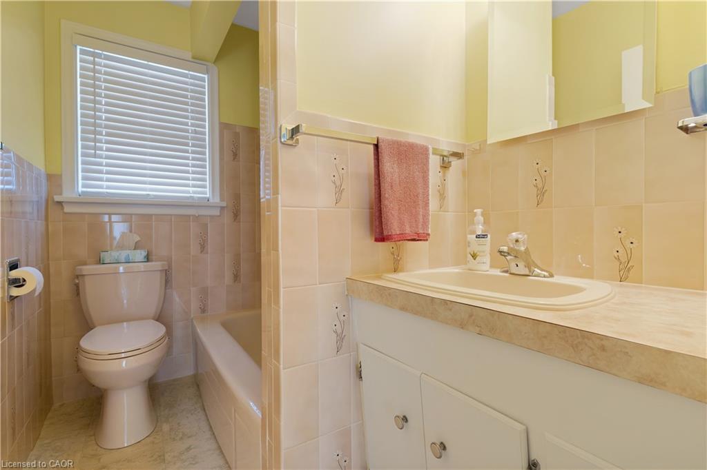 297 Wilson Avenue Property Photo 27