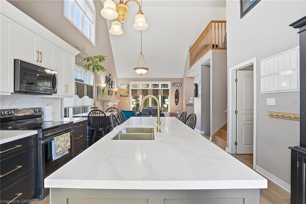 7-31 Book Road Property Photo 17