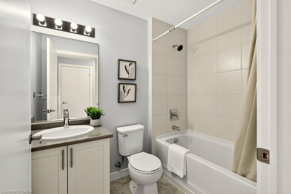 701-2486 Old Bronte Road Property Photo 12