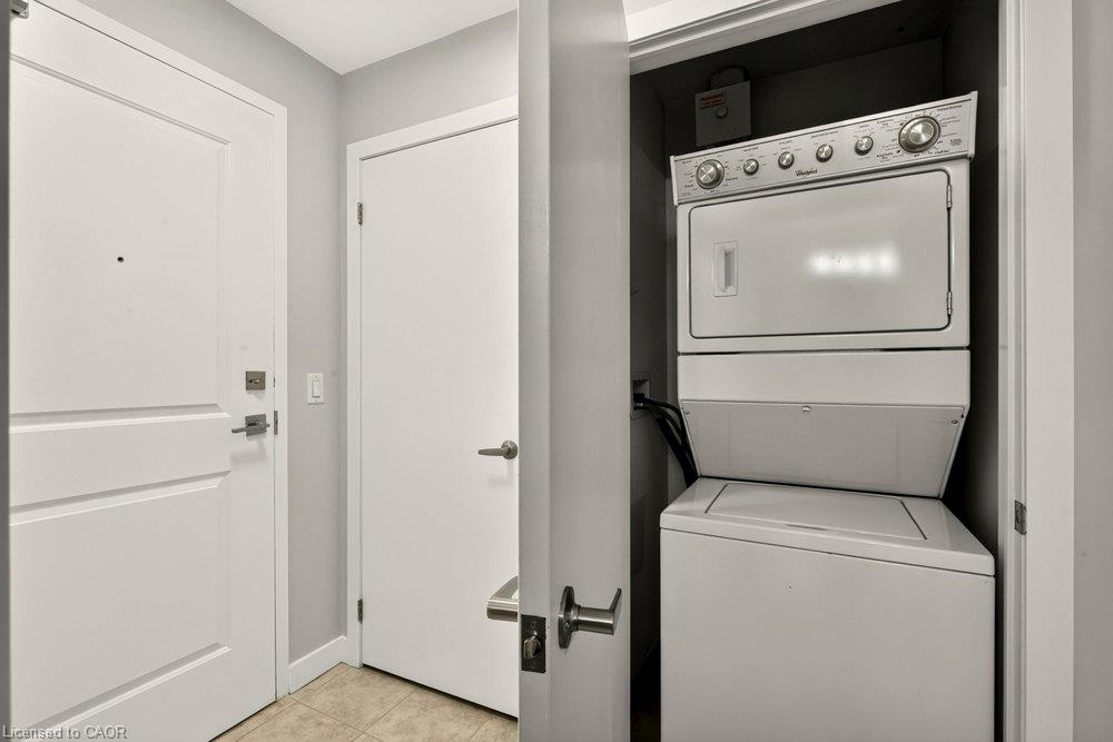 701-2486 Old Bronte Road Property Photo 13