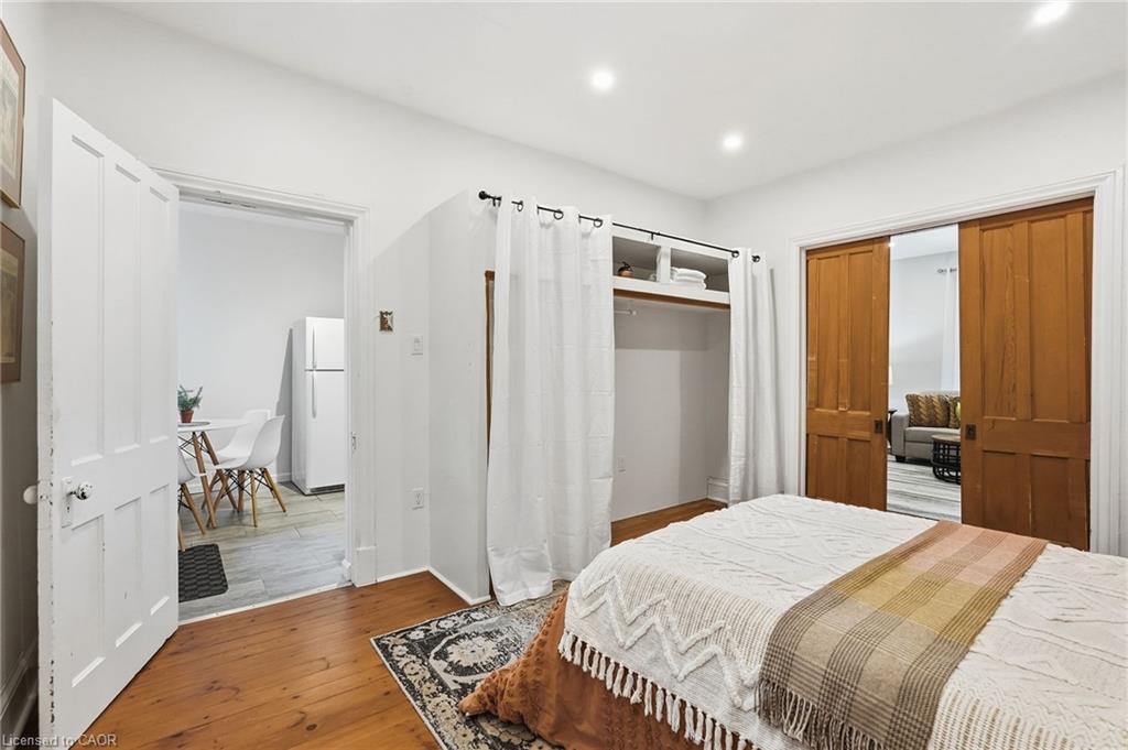 166 Emerald Street S Property Photo 31