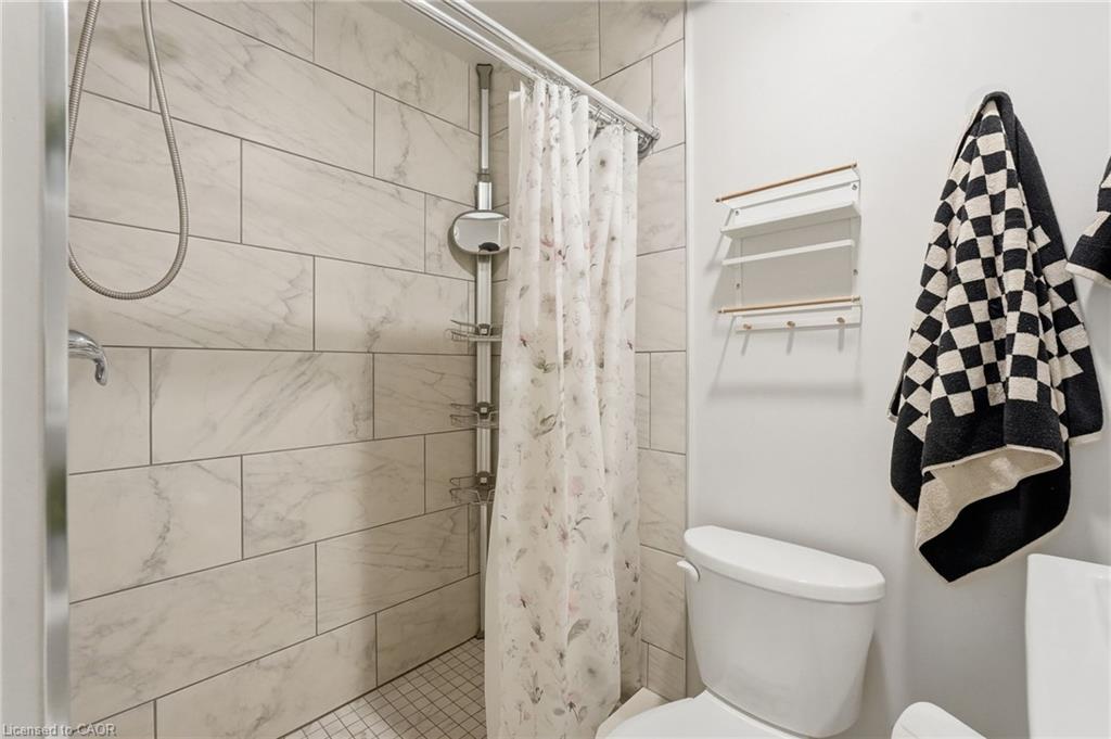 166 Emerald Street S Property Photo 38