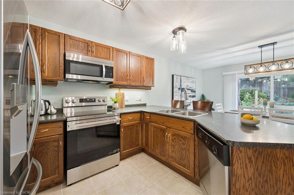33 Washburn Drive Property Photo 1