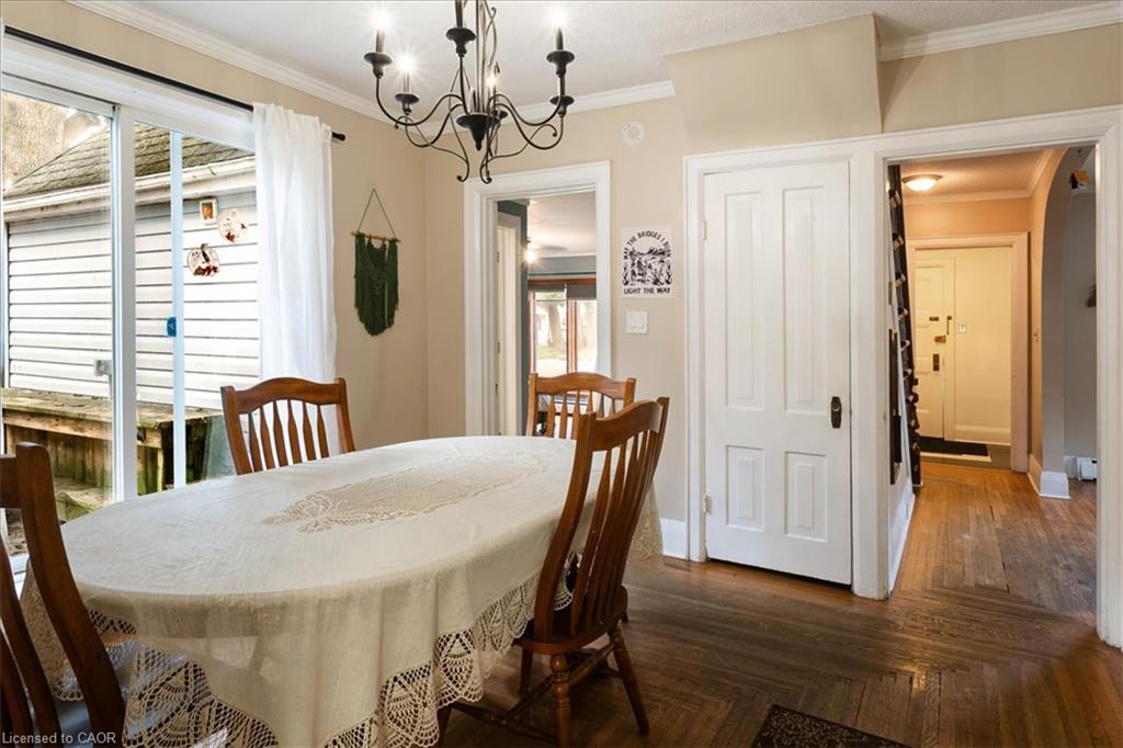 167 Church Street W Property Photo 11
