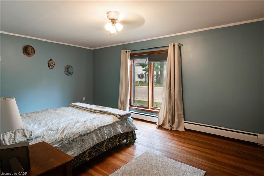 167 Church Street W Property Photo 12