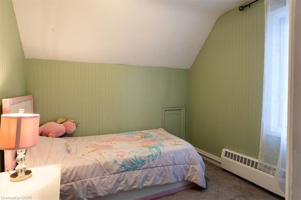 167 Church Street W Property Photo 23