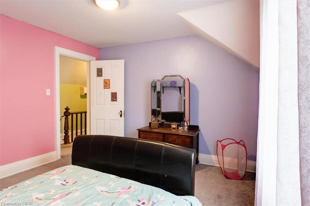 167 Church Street W Property Photo 26