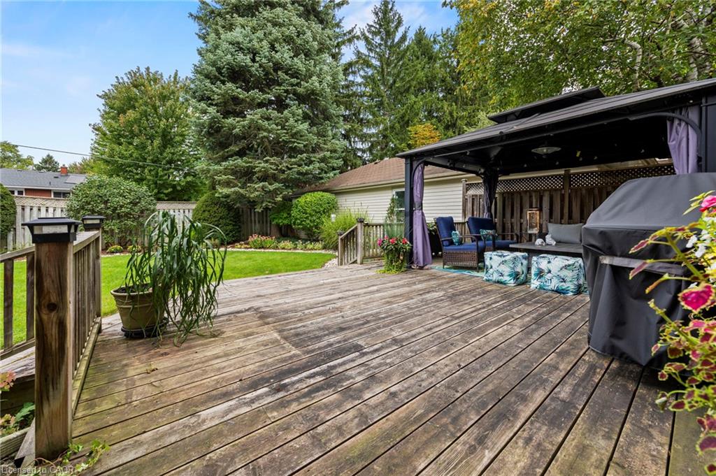 164 Sheldon Avenue N Property Photo 29